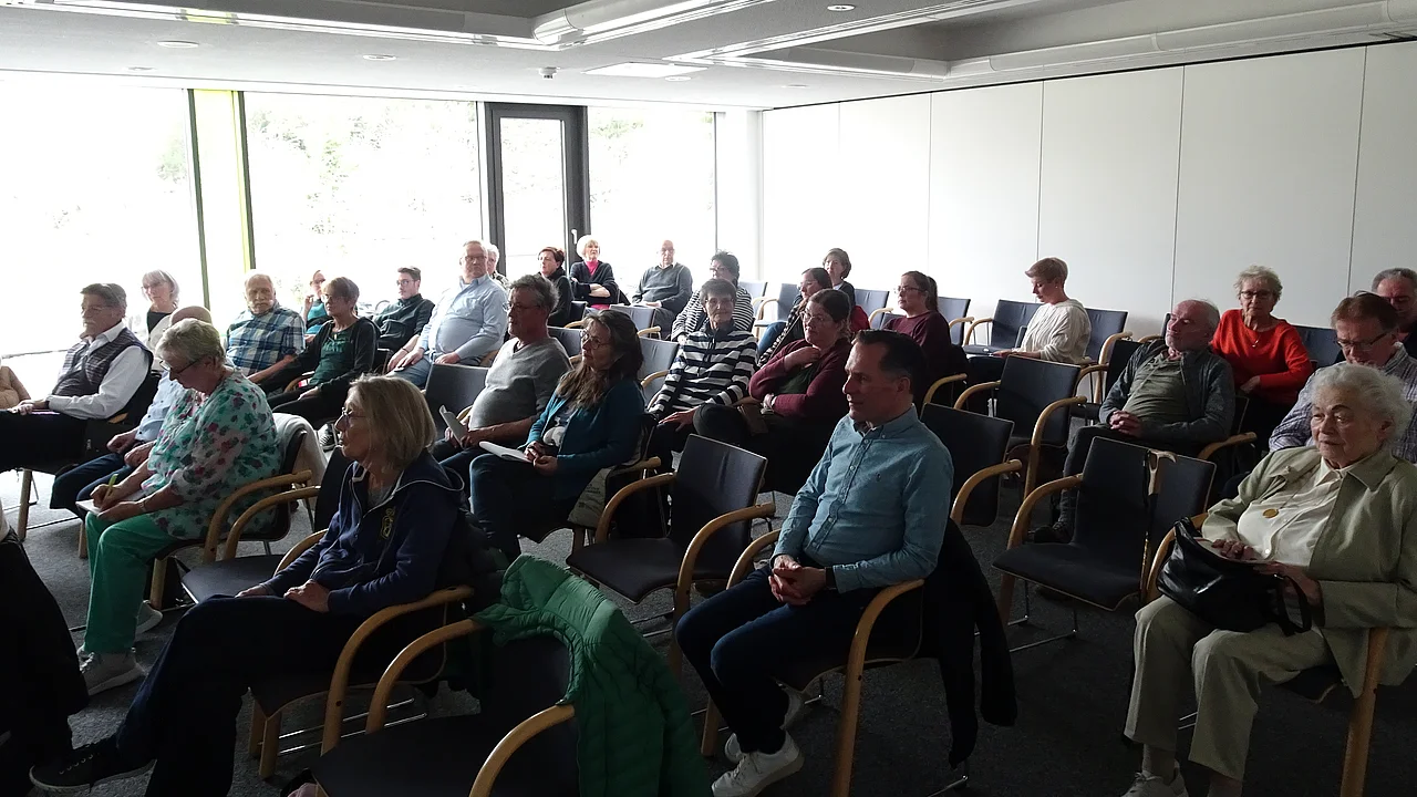 Ein gut besuchtes Treffen auf dem Heidelberger Königstuhl