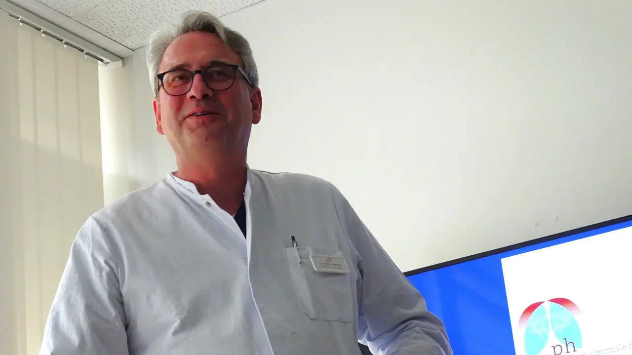 Dr. Hinrich Bremer